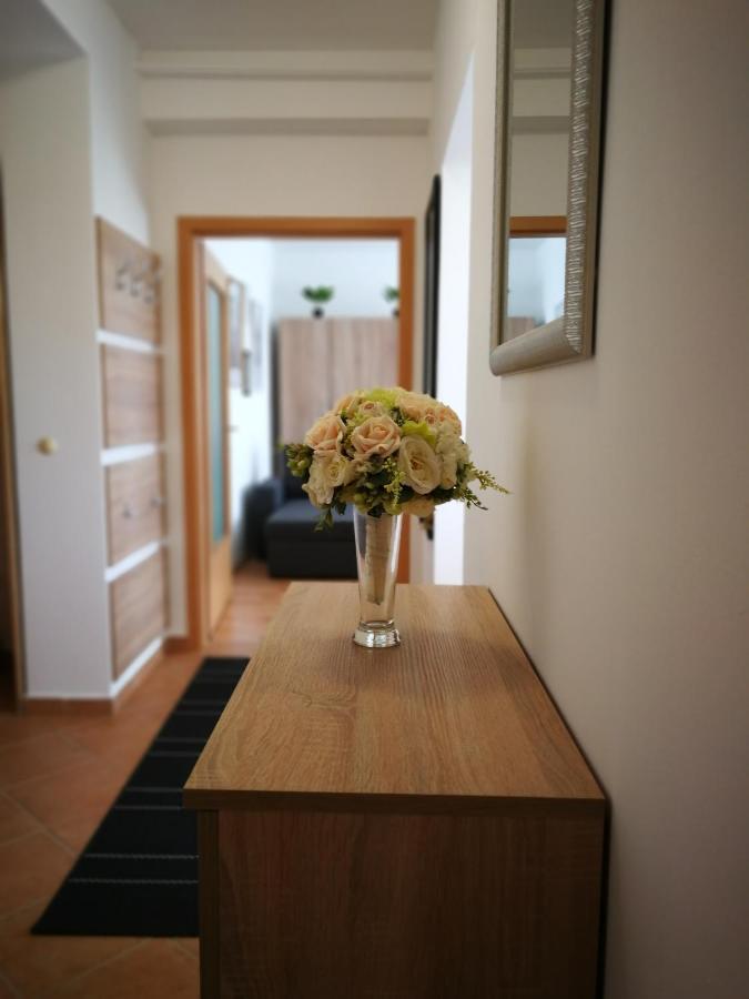 Vörösmarty Apartman Miskolc - Belváros - downtown Exterior foto